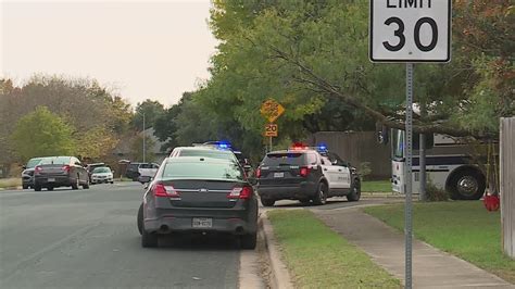 APD officers under investigation after shooting man in south Austin